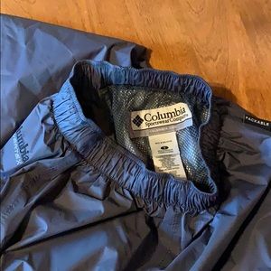 Like new Columbia Vertex waterproof pants
